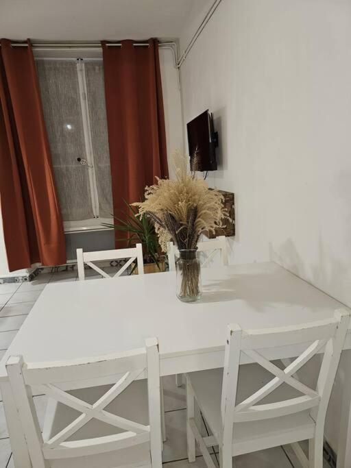 Apartment 1-centre-ville 25m2 Box A Bagages Gratuits Carcassonne