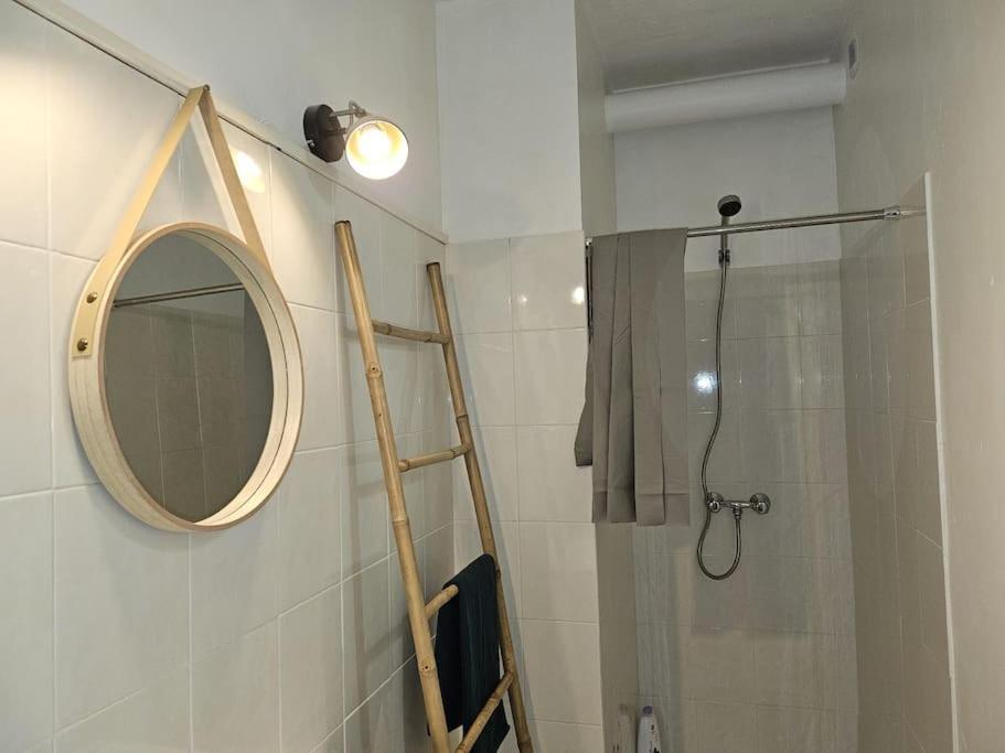 1-centre-ville 25m2 Box A Bagages Gratuits * Carcassonne
