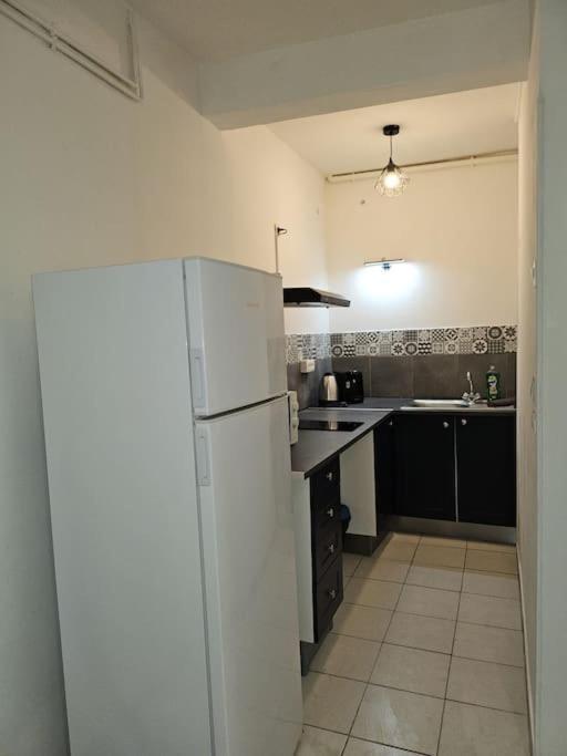 1-centre-ville 25m2 Box A Bagages Gratuits Apartment
